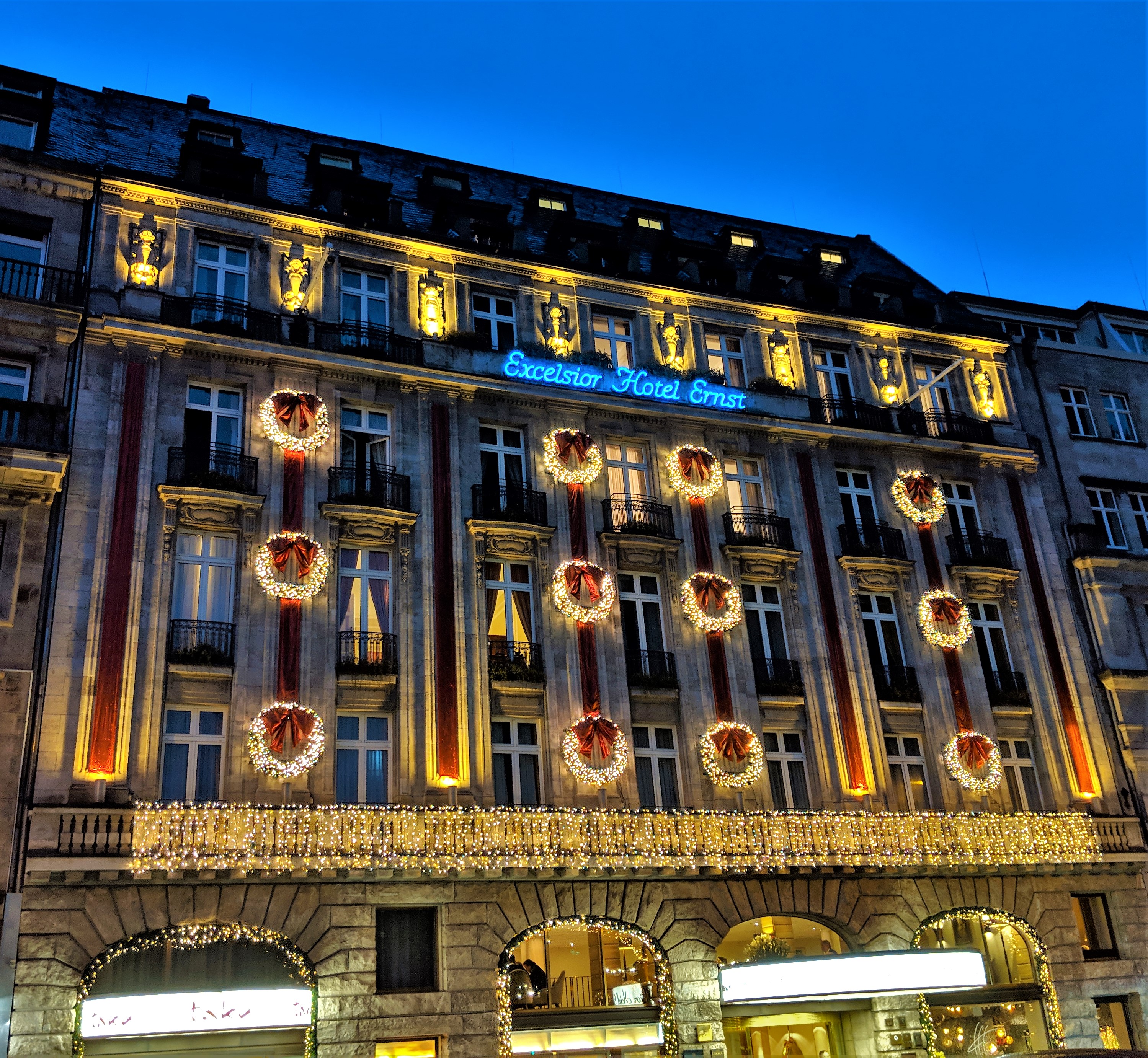 Cologne Koln Cathedrals Choirs And Christkindlmarkts The Adventures Of Brave